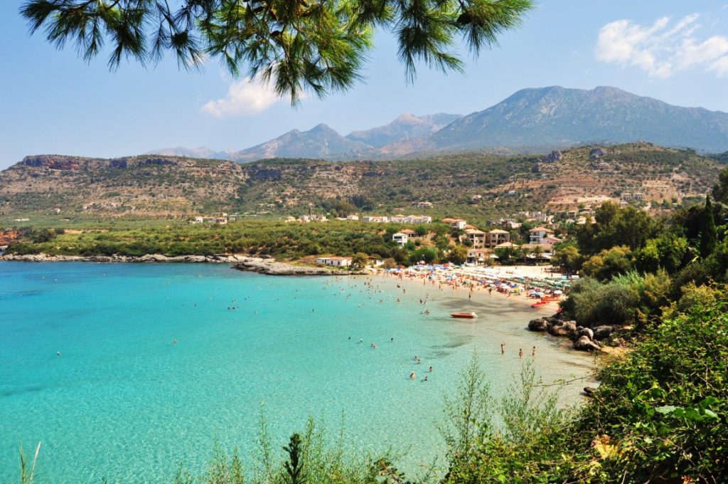 stoupa booking